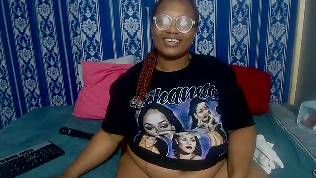 JUICEYLIPS333 online show from 12/17/25, 11:16