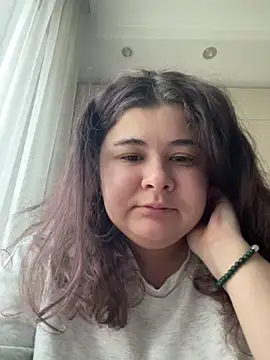 AliceCurlyX online show from 02/04/26, 06:41