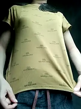 Ananine online show from 10/22/25, 03:07