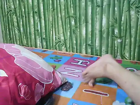 juicey pussy online show from 10/21/25, 04:30