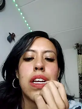 Queen Ashly online show from 11/15/25, 01:47