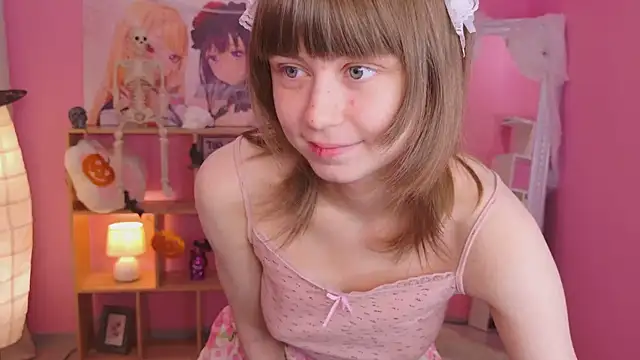 Katie ktk online show from 10/23/25, 01:54