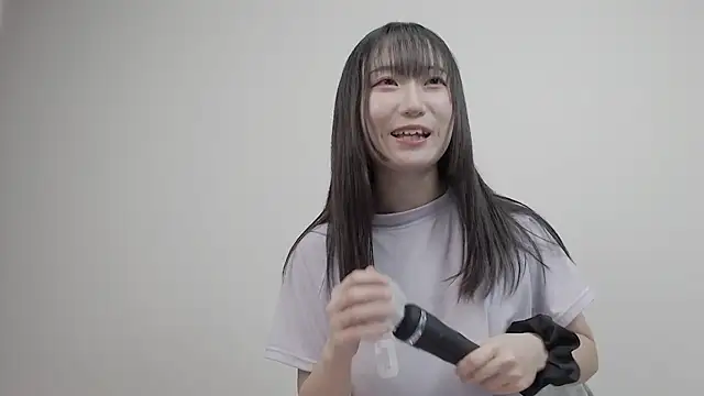 Snapshot of Hanna_xxx_cute chatting on 11/17/25, 10:43 Hanna xxx cute online show from 11/17/25, 10:43