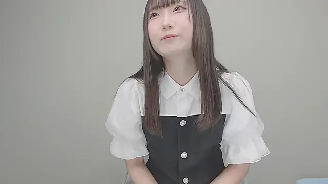 Snapshot of Hanna_xxx_cute chatting on 12/03/25, 10:46 Hanna xxx cute online show from 12/03/25, 10:46