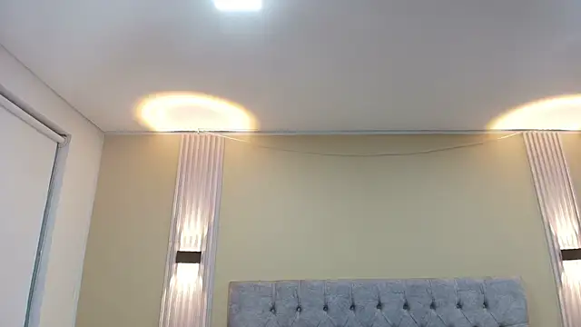 LiaMonroee  online show from 09/17/25, 11:45