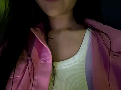 yuer2563 online show from 10/07/25, 06:43