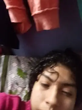 Snapshot of Syndel23 chatting on 09/10/25, 03:17 Syndel23 online show from 09/10/25, 03:17