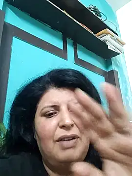 Snapshot of Jann_Riya333 chatting on 09/21/25, 01:13 Jann Riya333 online show from 09/21/25, 01:13