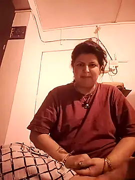 Snapshot of Jann_Riya333 chatting on 10/04/25, 03:37 Jann Riya333 online show from 10/04/25, 03:37