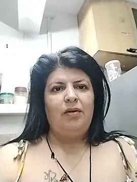 Snapshot of Jann_Riya333 chatting on 06/11/26, 12:54 Jann Riya333 online show from 06/11/26, 12:54