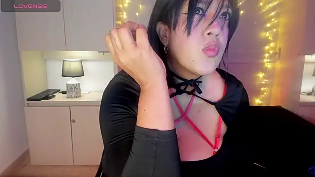 VickyRuiz  online show from 04/18/26, 07:58