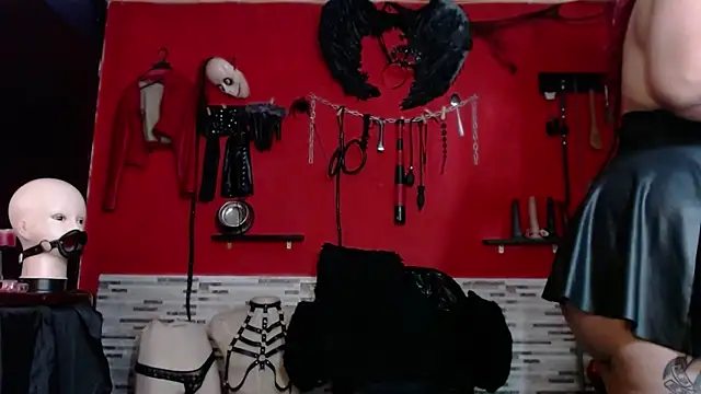 Miss Mirandaa online show from 07/15/26, 11:43