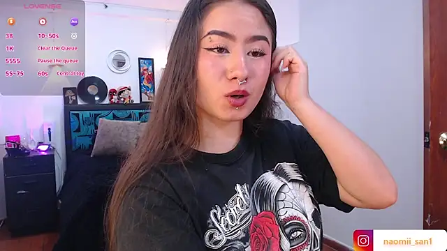 naomii san online show from 09/08/25, 08:52
