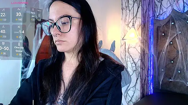 Zami Escobar of online show from 10/20/25, 06:41