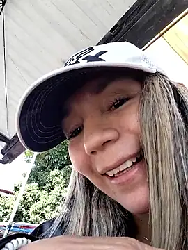 Ms lunaRose online show from 04/23/26, 01:57