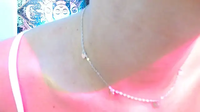 lilithxy online show from 10/20/25, 05:35