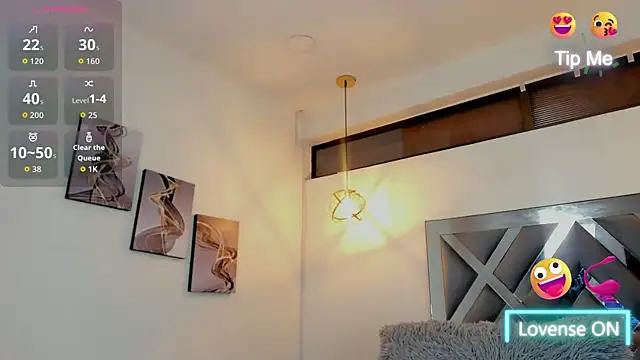 Candy Hott7 online show from 10/08/25, 08:39