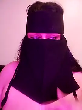 lilyan12 online show from 06/07/26, 12:59