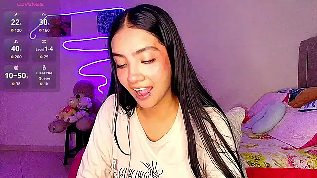 mia yireth online show from 04/21/26, 02:51