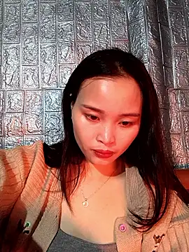 Lili lovely online show from 12/02/25, 01:44