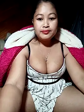 maycuc123 online show from 12/18/25, 09:48