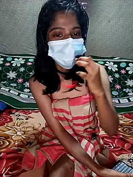 Snapshot of emali_baba chatting on 09/23/25, 03:42 emali baba online show from 09/23/25, 03:42