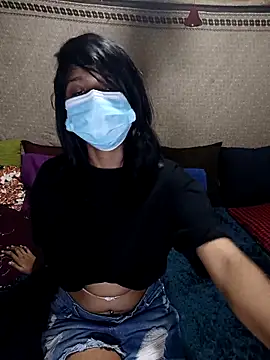 Snapshot of emali_baba chatting on 10/24/25, 05:09 emali baba online show from 10/24/25, 05:09