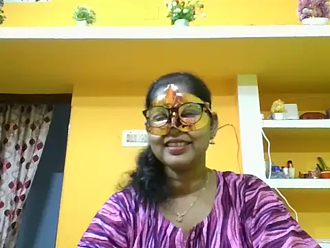 kavya1 online show from 10/13/25, 04:56