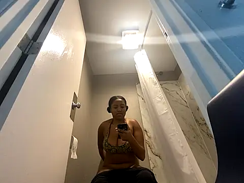 princesslivv online show from 09/29/25, 07:51