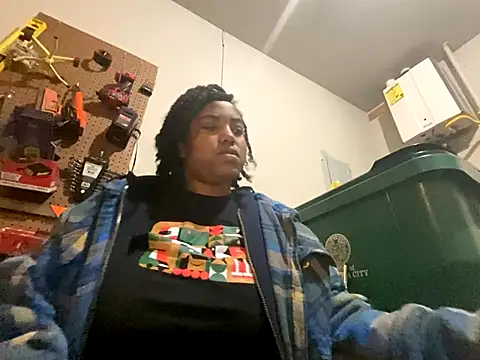 princesslivv online show from 11/24/25, 11:59