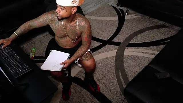 SLANGONDEMHOES online show from 03/19/26, 07:01