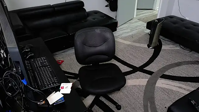 SLANGONDEMHOES online show from 04/23/26, 03:25