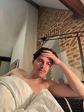 dock 75 online show from 11/12/25, 08:37