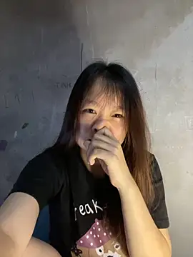 Hinne07 online show from 11/14/25, 01:48