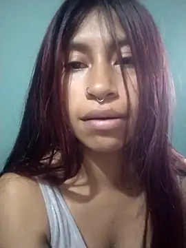 Snapshot of Pocahontas_tw chatting on 11/06/25, 07:04 Pocahontas tw online show from 11/06/25, 07:04