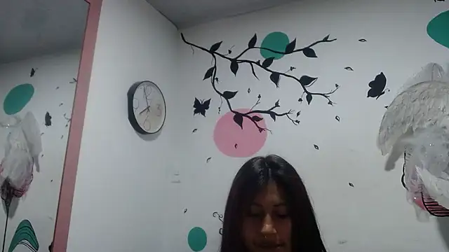 Snapshot of Pocahontas_tw chatting on 11/09/25, 12:42 Pocahontas tw online show from 11/09/25, 12:42