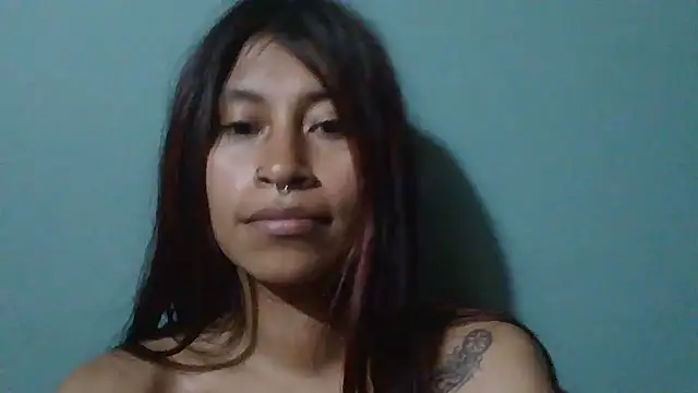 Snapshot of Pocahontas_tw chatting on 11/16/25, 12:38 Pocahontas tw online show from 11/16/25, 12:38