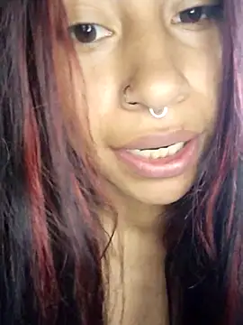 Snapshot of Pocahontas_tw chatting on 11/18/25, 02:43 Pocahontas tw online show from 11/18/25, 02:43