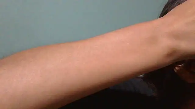 Snapshot of Pocahontas_tw chatting on 11/21/25, 07:34 Pocahontas tw online show from 11/21/25, 07:34