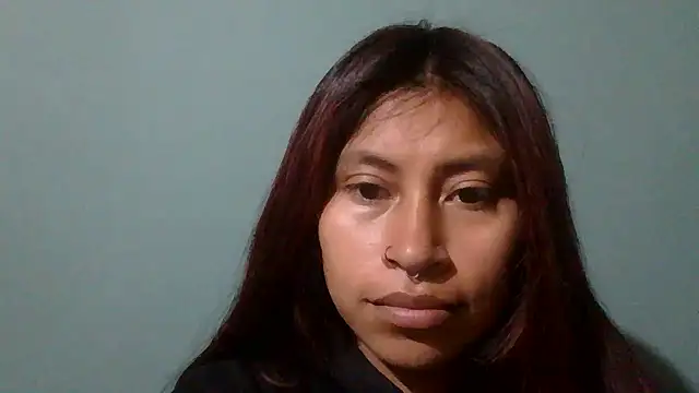 Snapshot of Pocahontas_tw chatting on 11/25/25, 02:50 Pocahontas tw online show from 11/25/25, 02:50