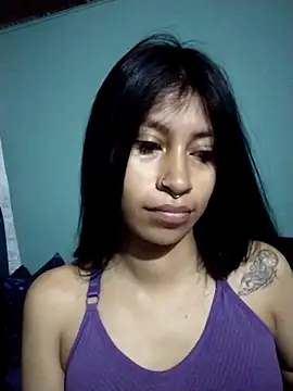 Snapshot of Pocahontas_tw chatting on 12/16/25, 02:00 Pocahontas tw online show from 12/16/25, 02:00