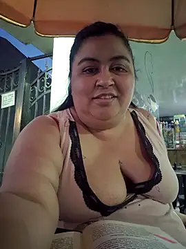 curvy diva  online show from 10/16/25, 10:55