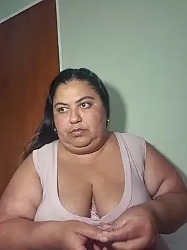 curvy diva  online show from 04/18/26, 09:37