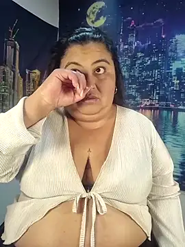 curvy diva  online show from 04/20/26, 09:45