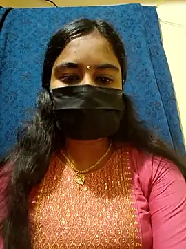 mini-queen online show from 03/19/26, 06:39