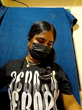 mini-queen online show from 04/02/26, 03:53