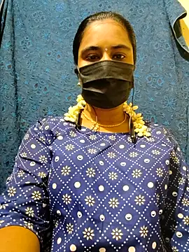 mini-queen online show from 04/22/26, 11:23