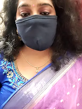 saritha29 online show from 10/21/25, 04:19