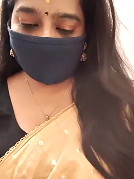 saritha29 online show from 04/21/26, 07:03