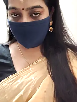 saritha29 online show from 04/22/26, 04:52